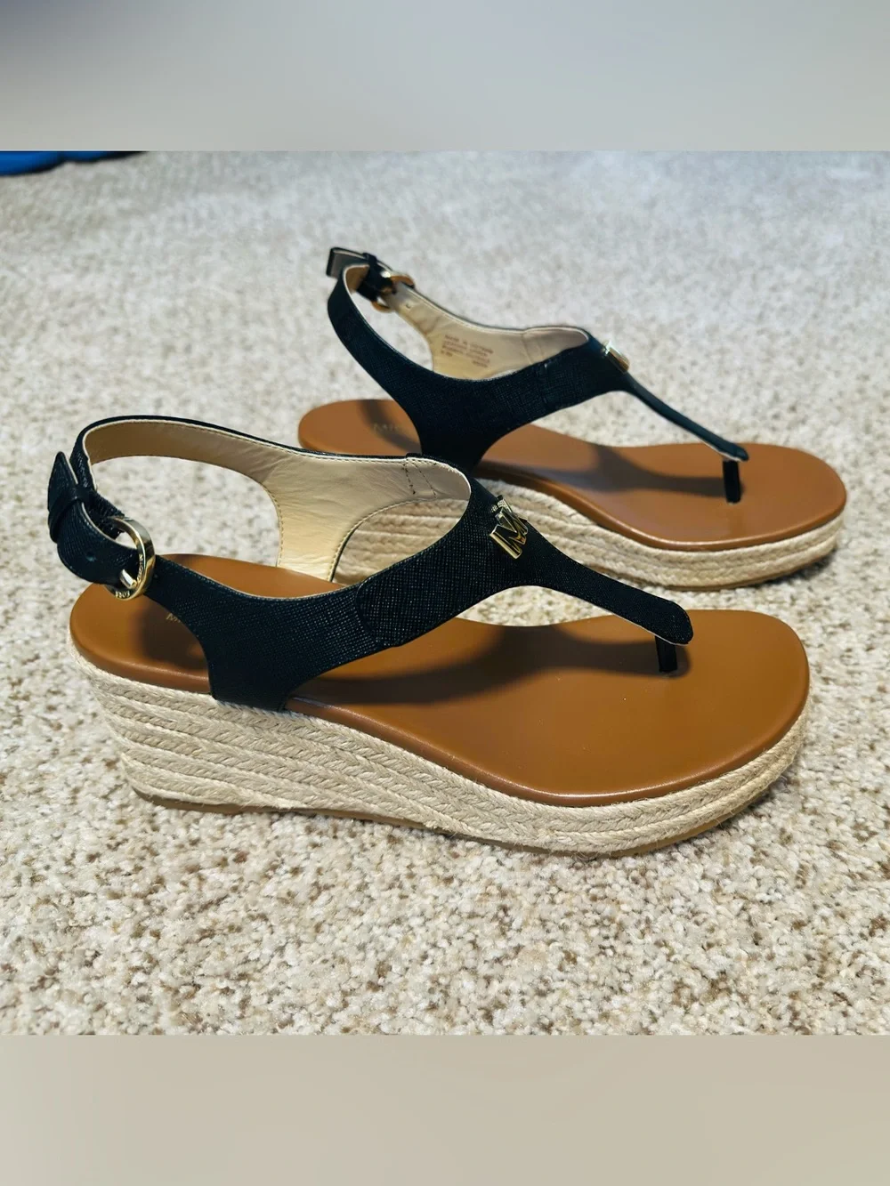 Michael Kors Black Leather Espadrille Wedge Sandals MK t-strap Gold Logo Sz 6.5